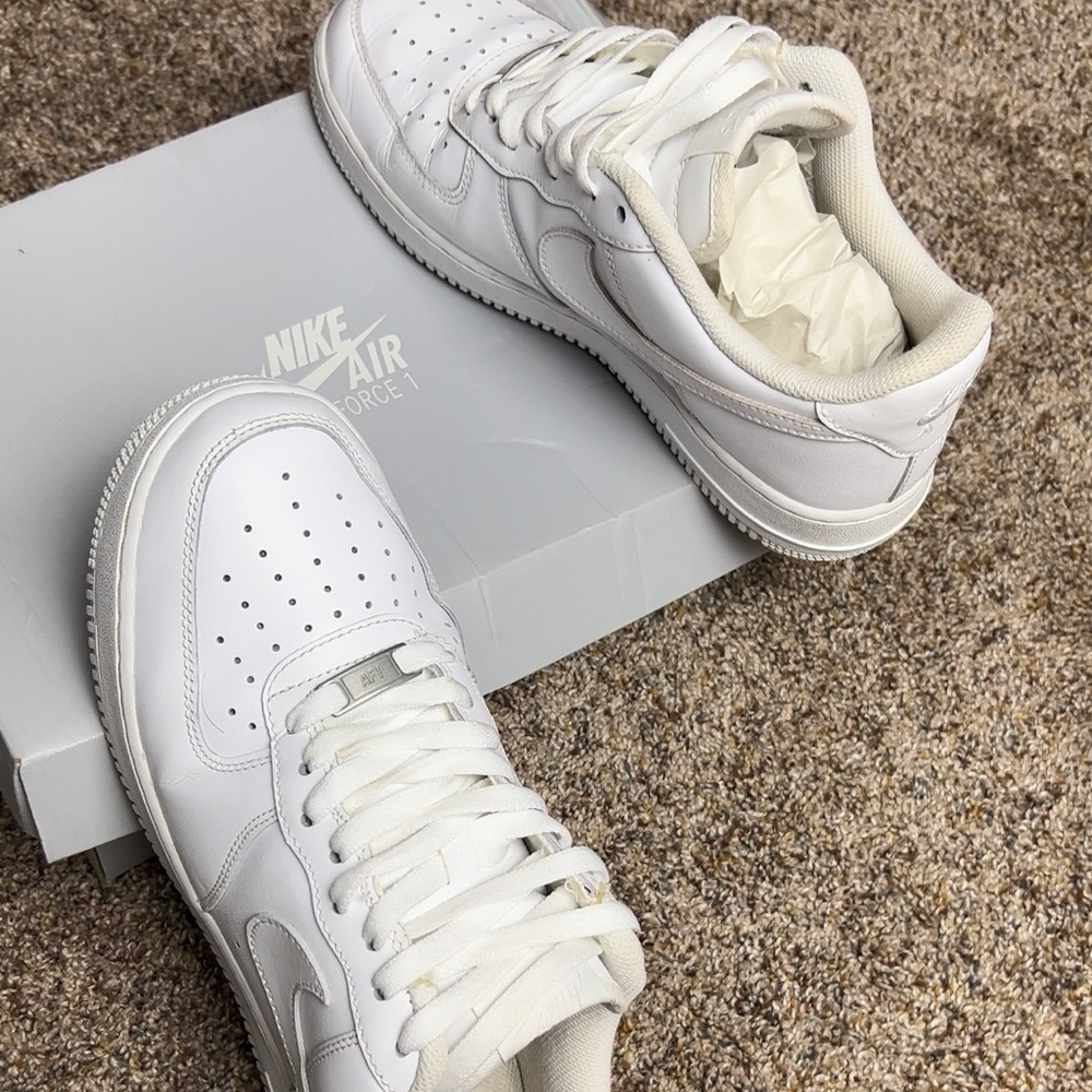 Nike Air Force 1,